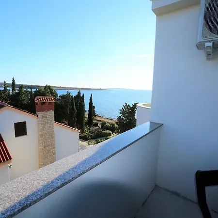 Antodo Apartment Novalja Exterior photo