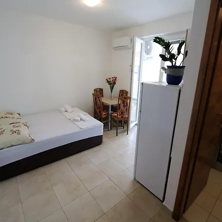 Antodo Apartment Novalja Exterior photo