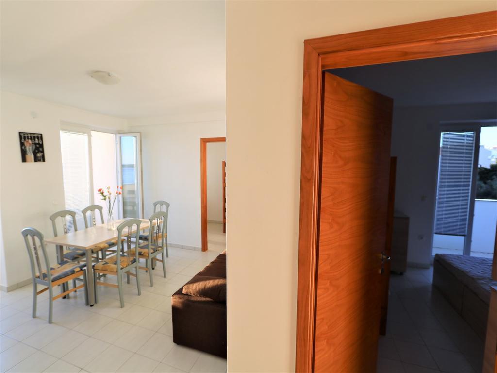 Apartma Antodo *