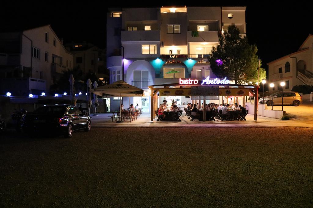 Apartma Antodo Novalja